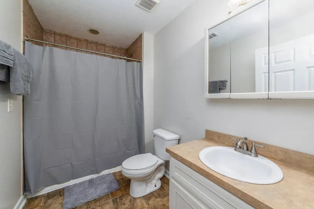 Near Rivercenter Ft Benning 1BR w Parking