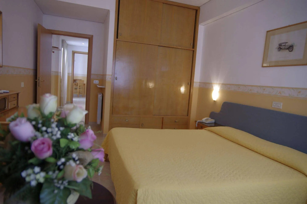 Tennis Hotel