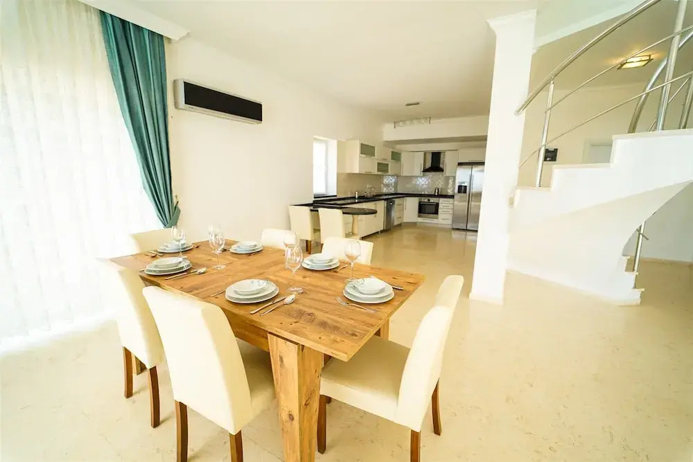 Dreamland Villa