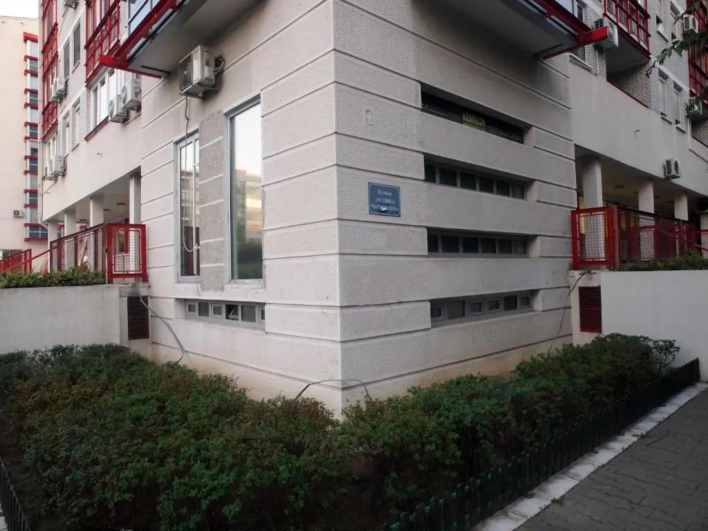 KennedyLux Apartment