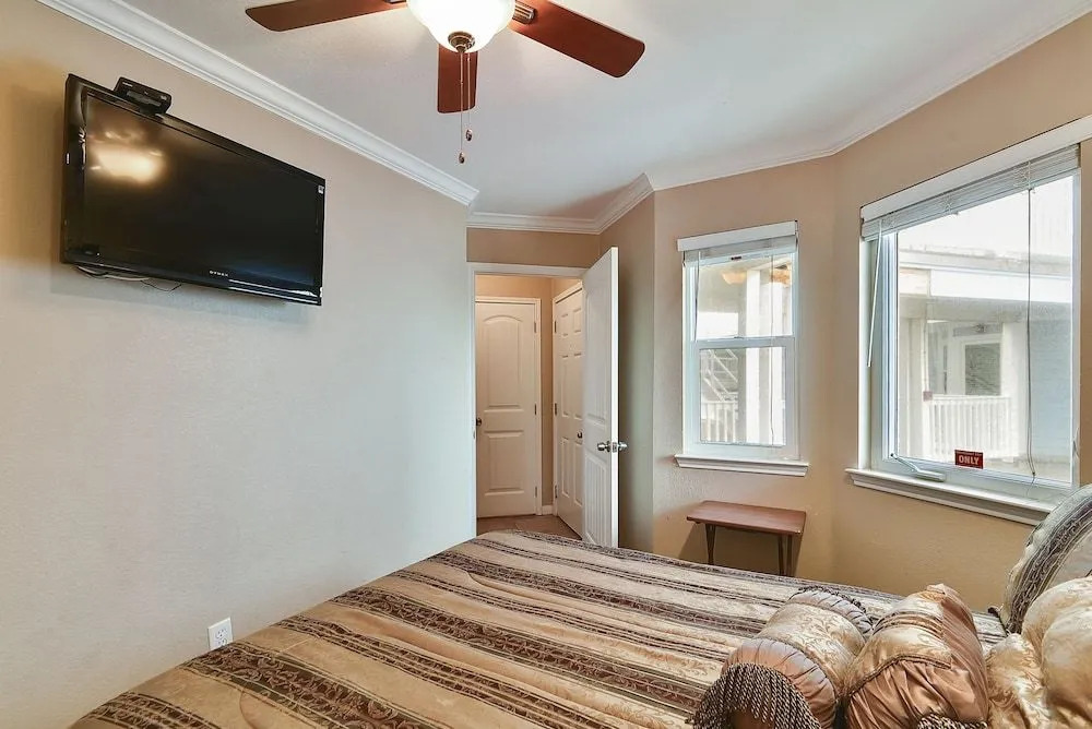 Seascape 1118 - 1 Br Condo