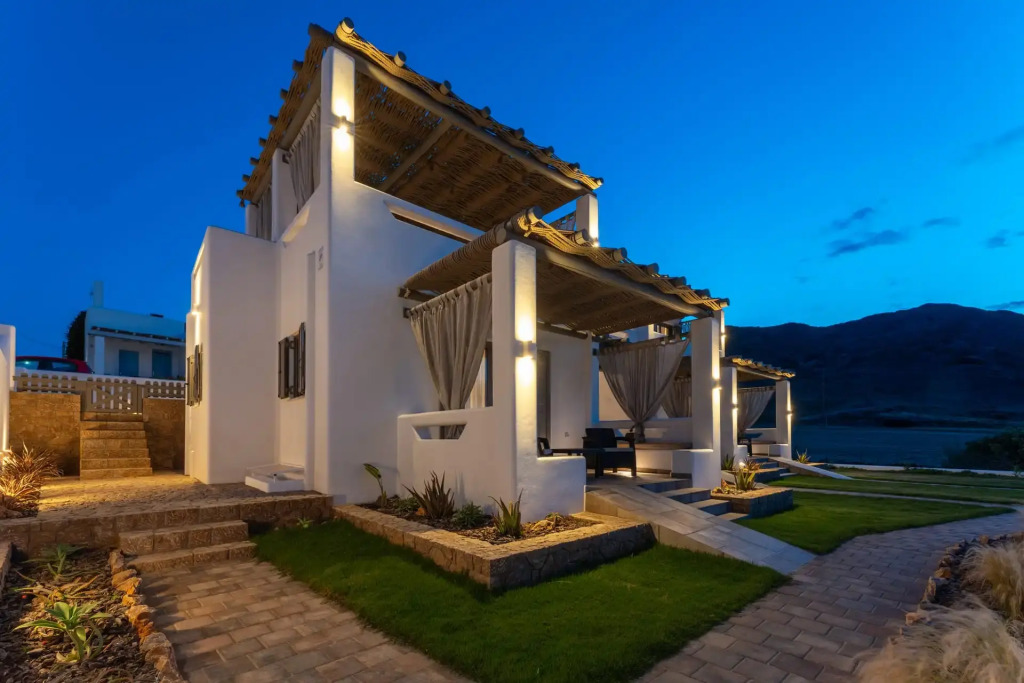 Skyros Trias