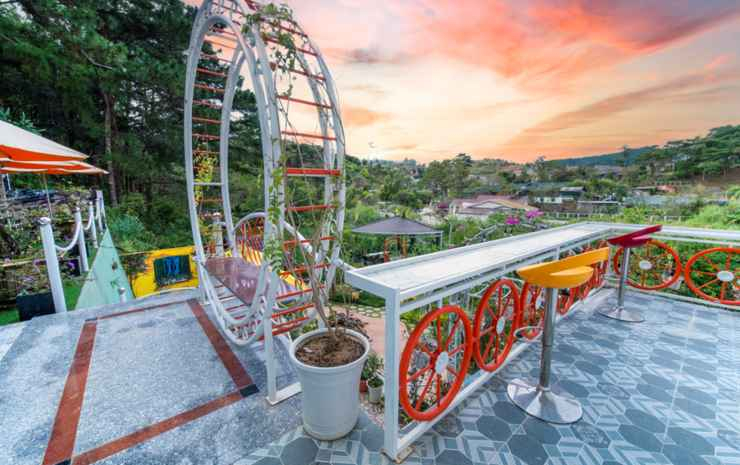 Villa & Coffee Vuong Bao Long Dalat
