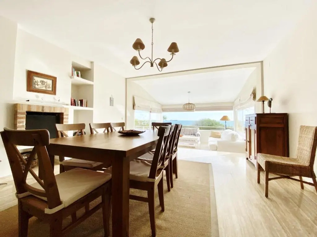 Villa Catalina Stunning 4bedroom villa with air conditioning sea views & private swimming pool ideal for families