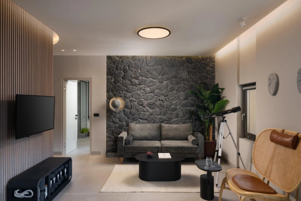 Apikia Santorini Suites - Adults Only