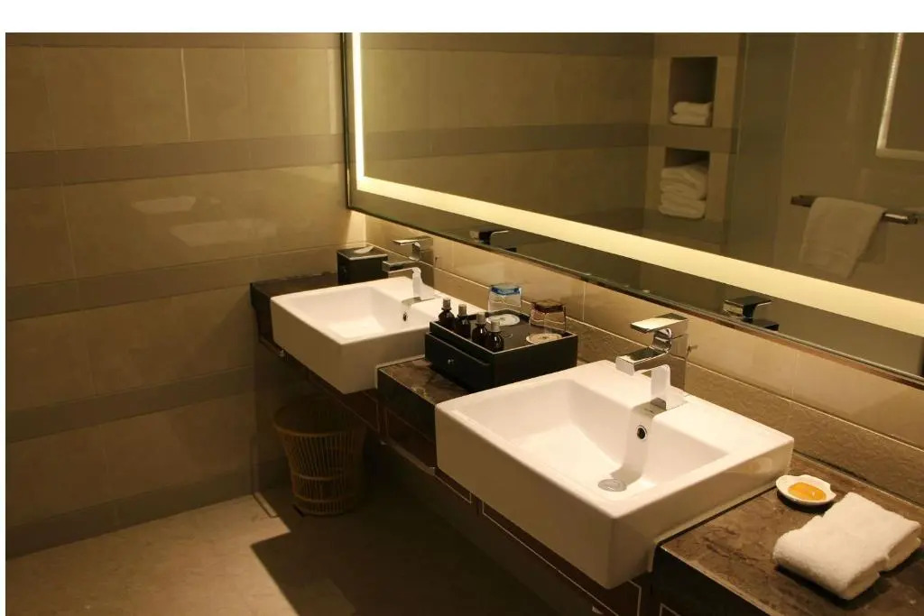 Yancheng Jinying Shangmei Hotel