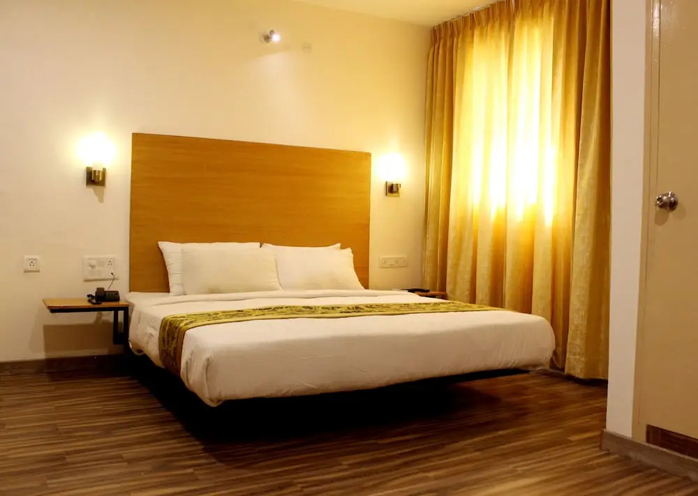 Jagadish hotel begur