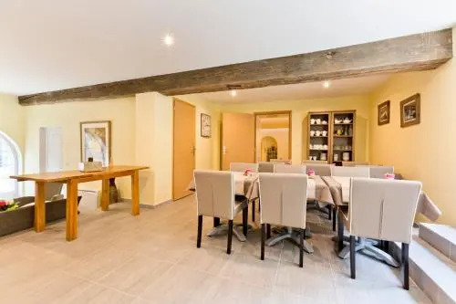 Clos De La Gourmandière, Maison dhôtes & Restaurant