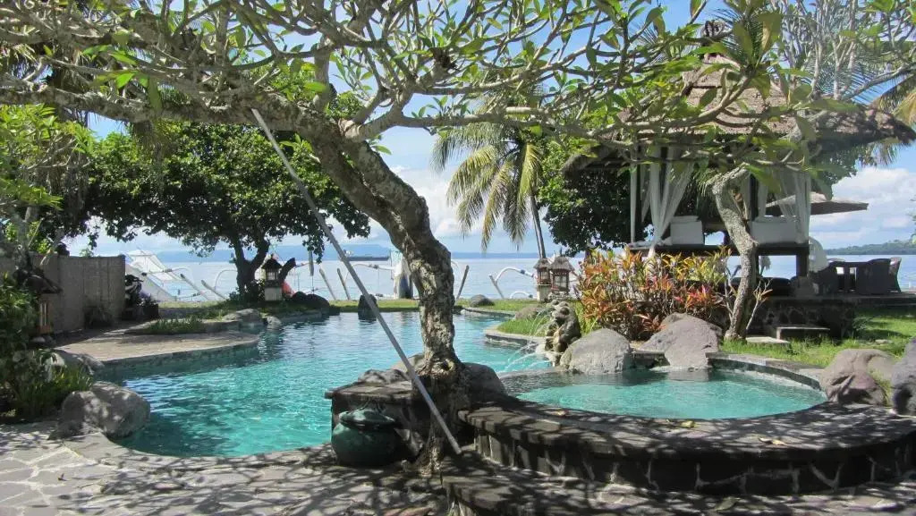 Abalone Resort