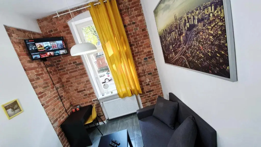 Trzypokojowy apartament KATOWICE Damrota 4