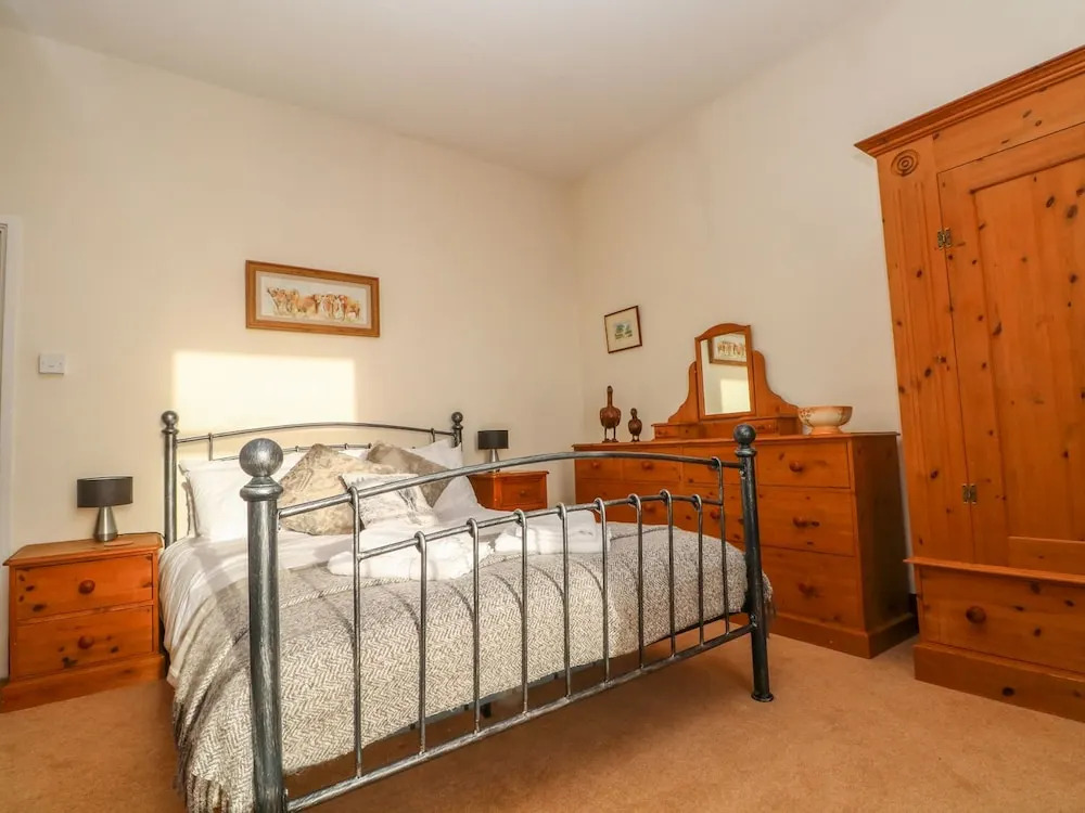 7 Bank Cottages, High Peak