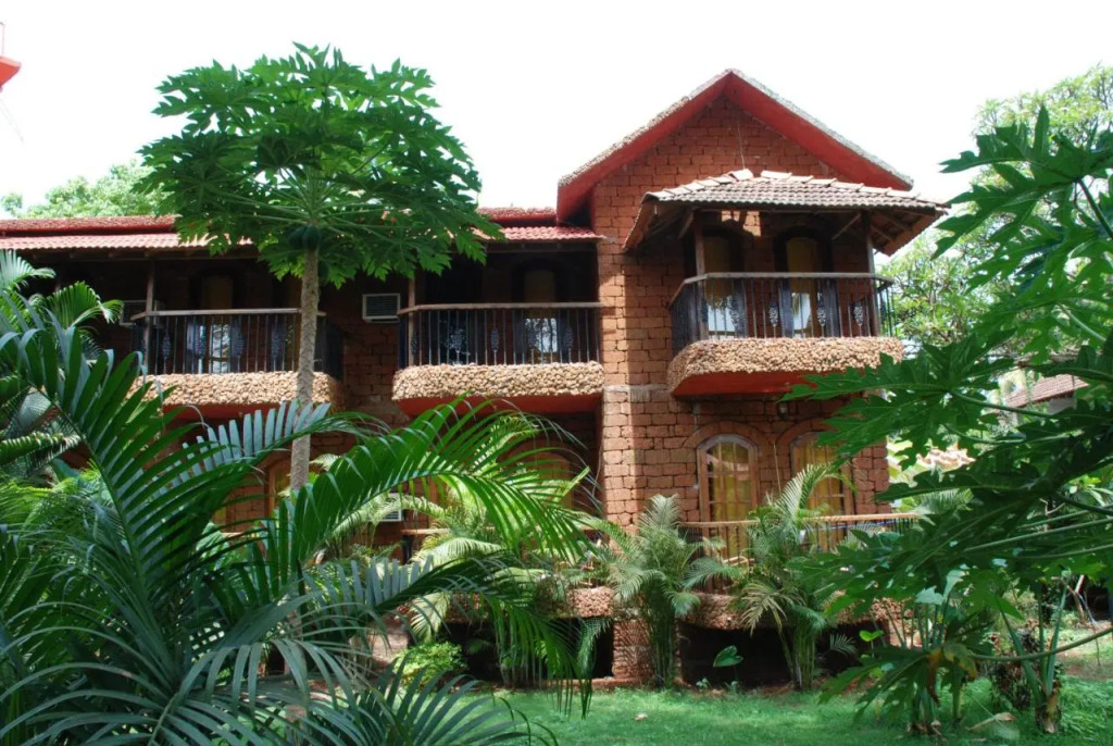 Sea Breeze Beach, Calangute, Goa