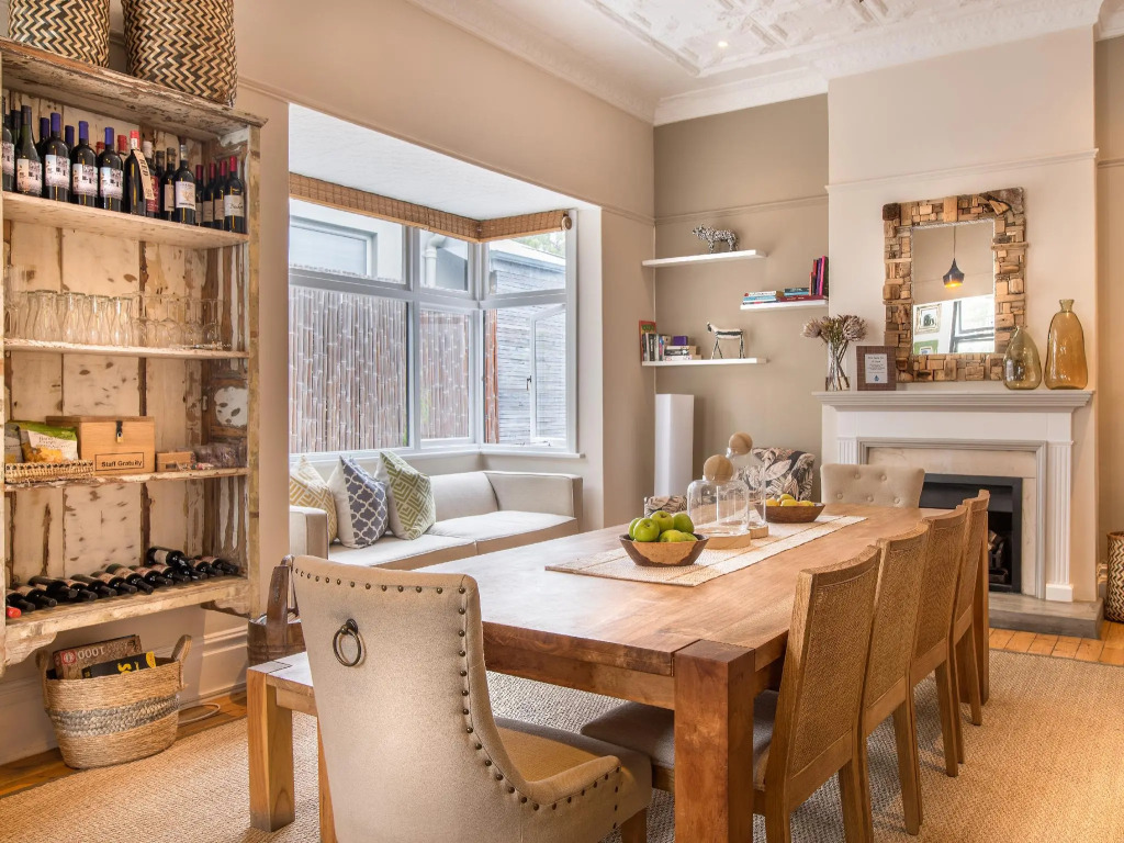 Antrim Villa by Totalstay