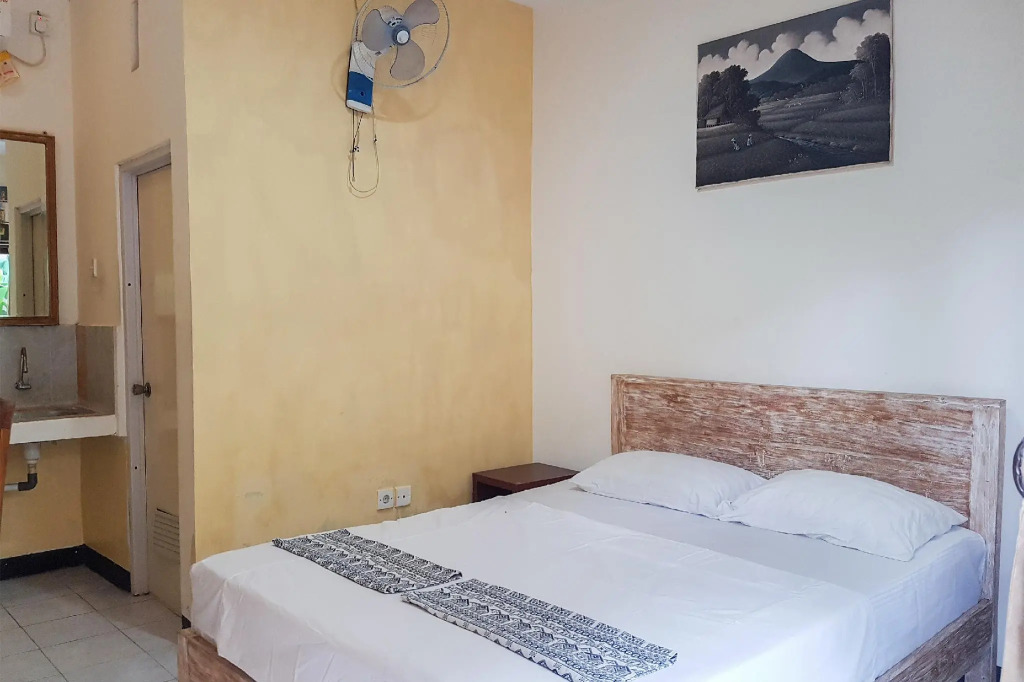OYO 90362 Laterrasse Guest House