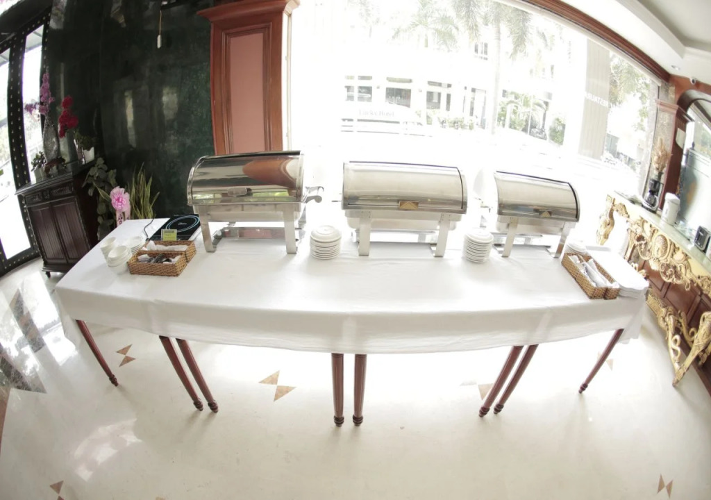 Lucky Hotel - Phu My Hung