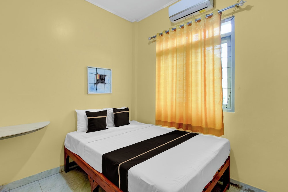 OYO 95136 Jec Plumbon Homestay Syariah