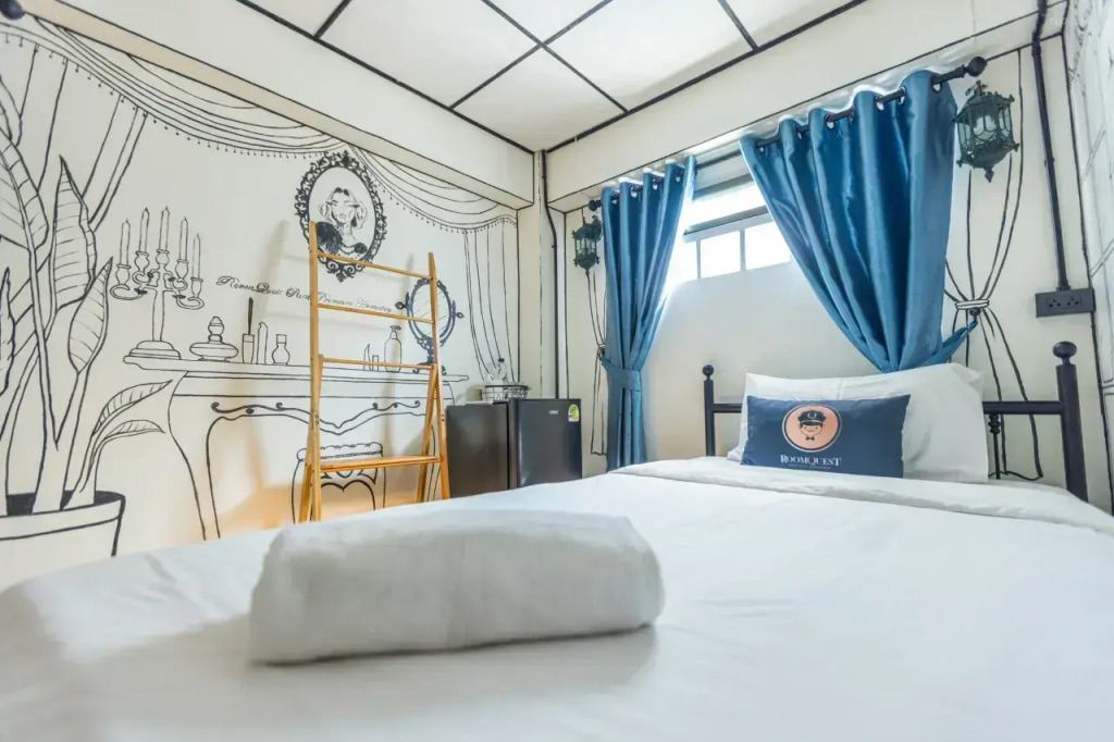 RoomQuest Chiang Mai Tha Phae
