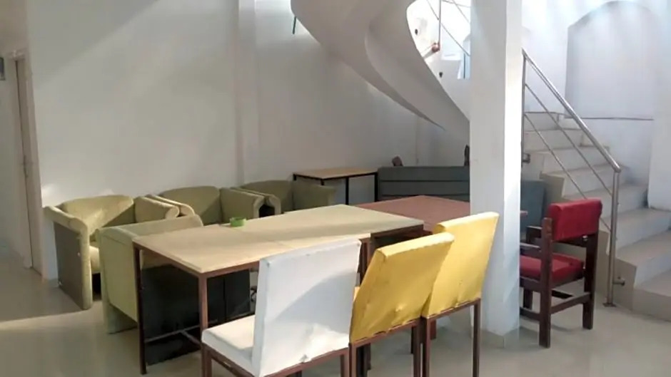 Charisma Residence by ZUZU