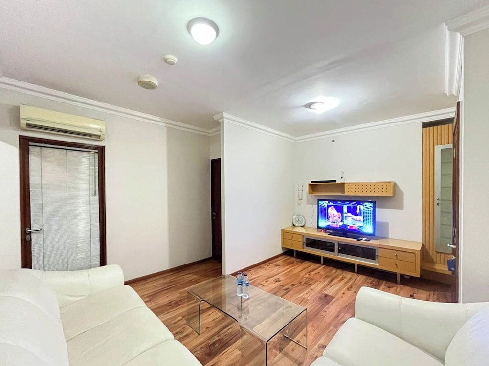 Spacious White 3Br At Grand Setiabudi Apartment