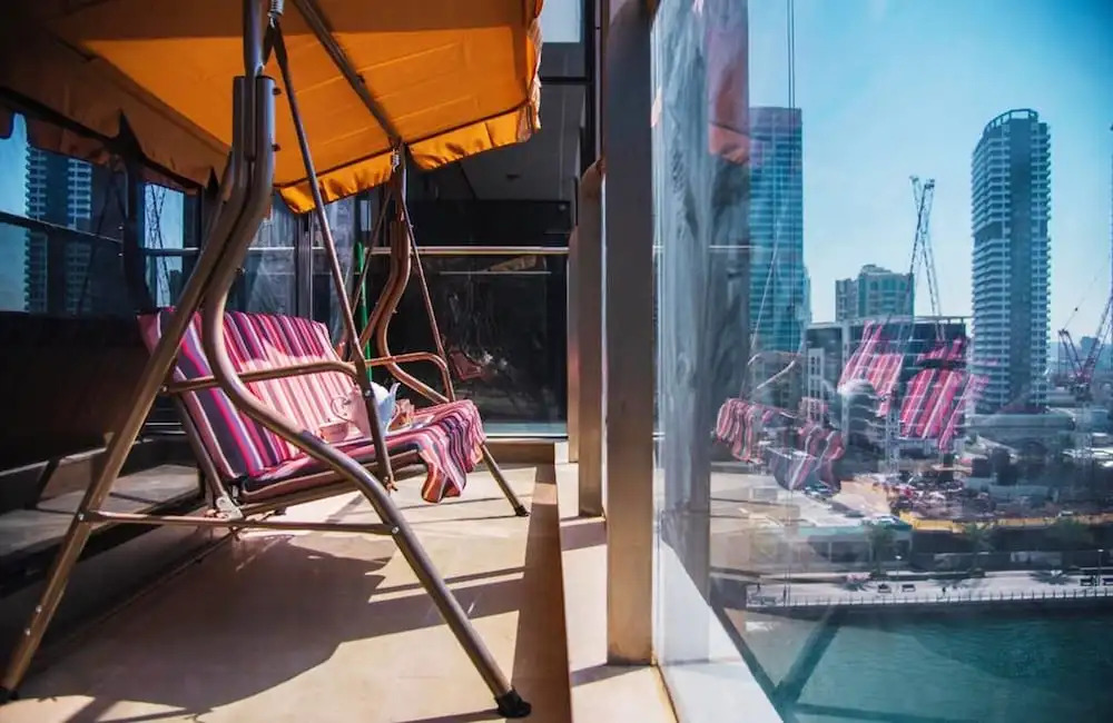 Pelican Stay - Full Marina and Pool View