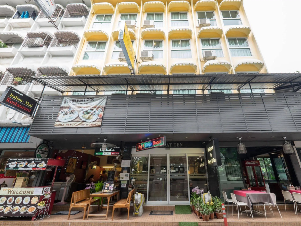 Cozy at Ten Hotel Bangkok