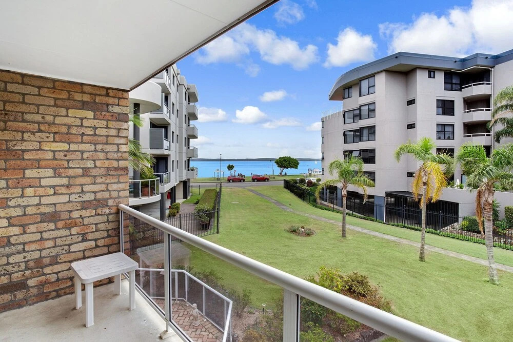 2/ 14 Kurrawa Close