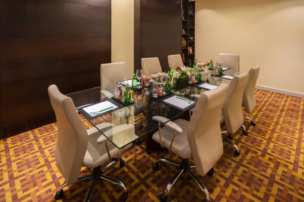 Holiday Inn Mumbai International Airport by IHG