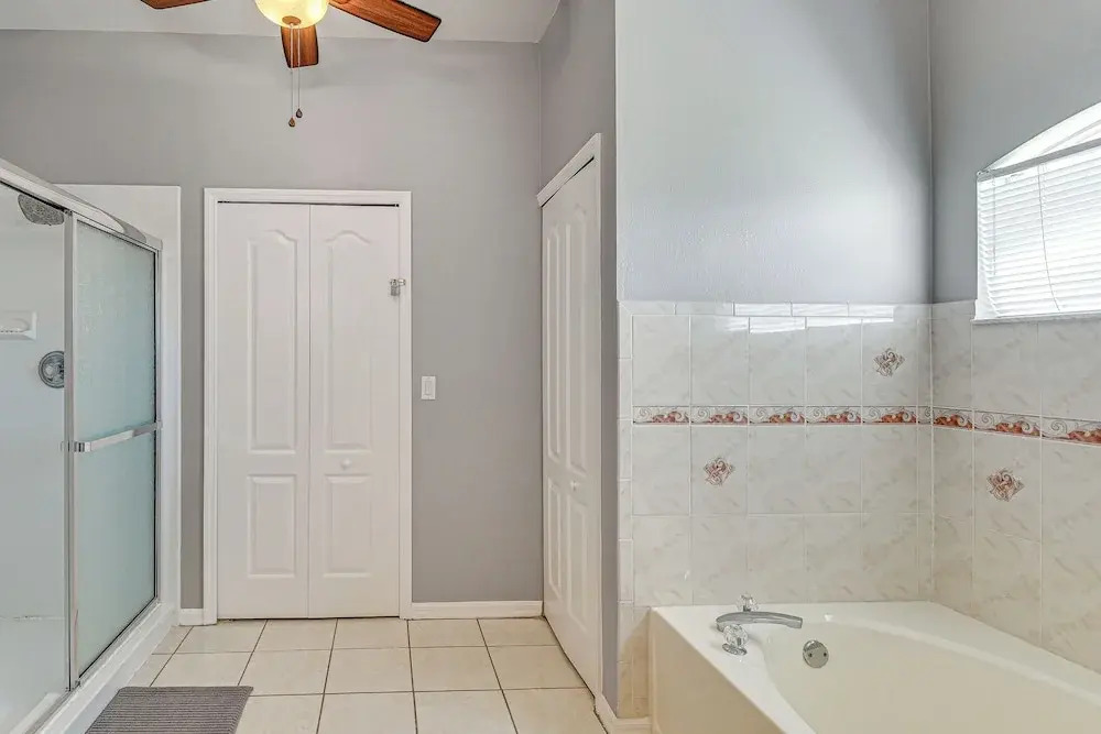 Saltwater Pool: Palm Coast Home  2 Mi to Beach