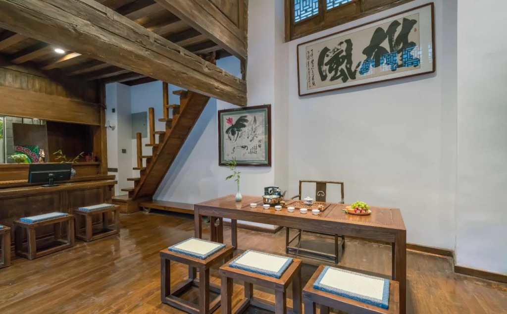 Lijiang Lize Graceland Artistic-Suite Hotel 丽泽雅舍画院客栈木府院