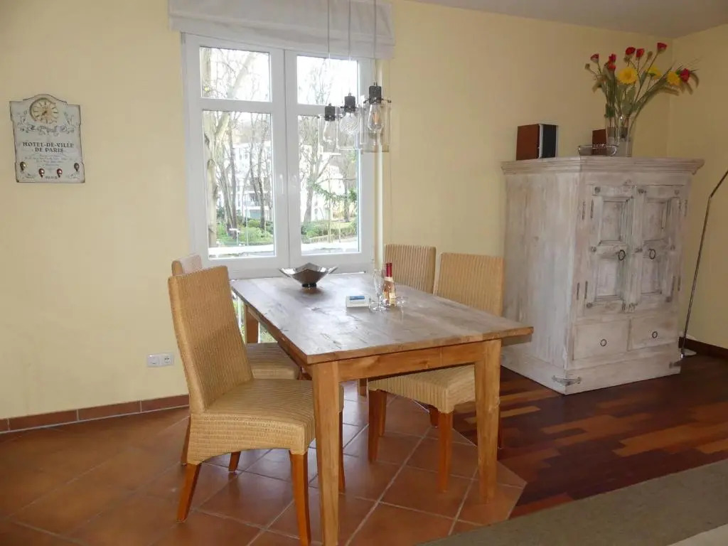 strandnahe FeWo mit 2 Schlafzimmern und Balkon, Residenz Prorer Wiek, Binz
