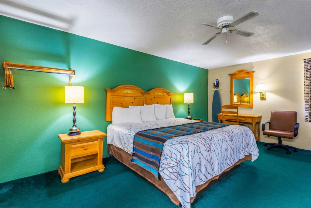 Royal Inn & Suites Milaca