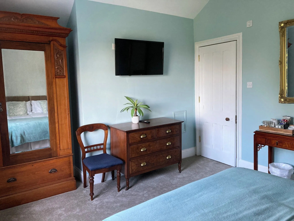 The Old Lodge Guest House