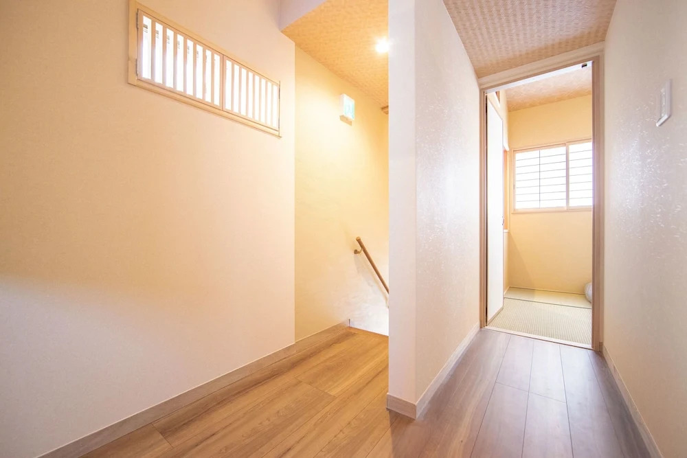 Hidden Inn Gosho