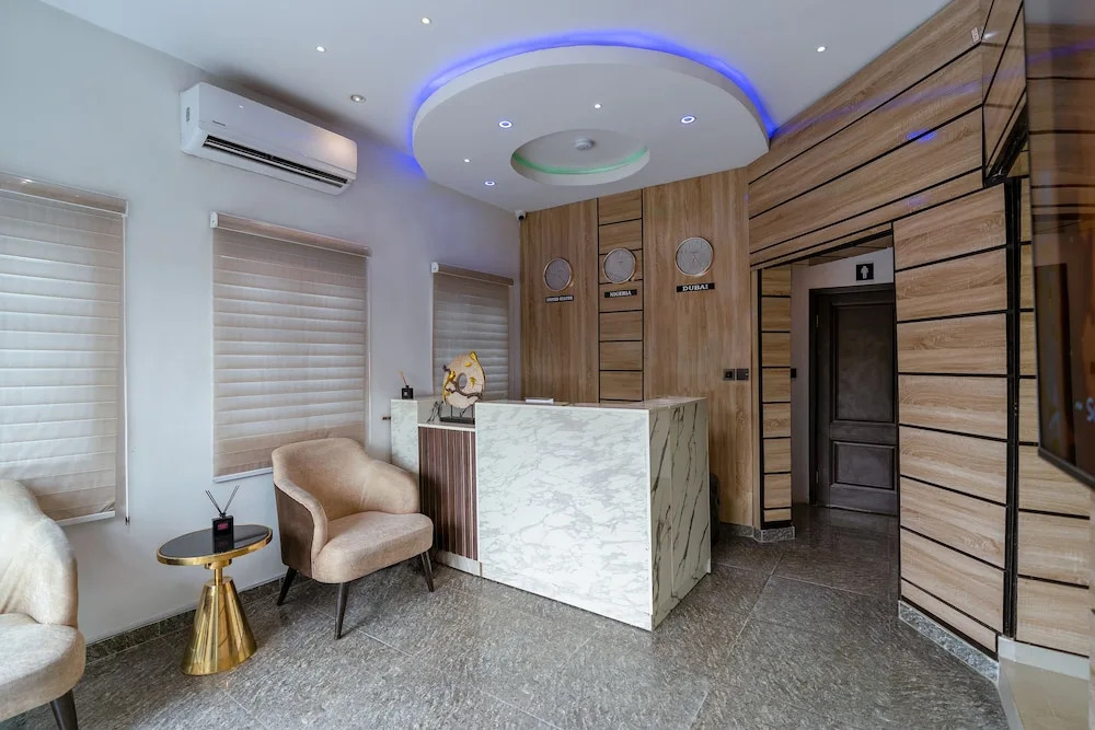 Brimuyo Hotel