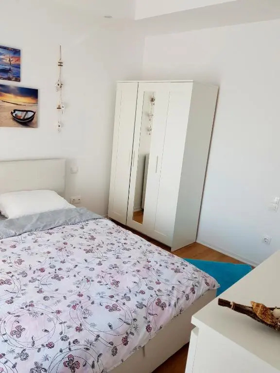 Luxury apartment with pool in North Bucharest