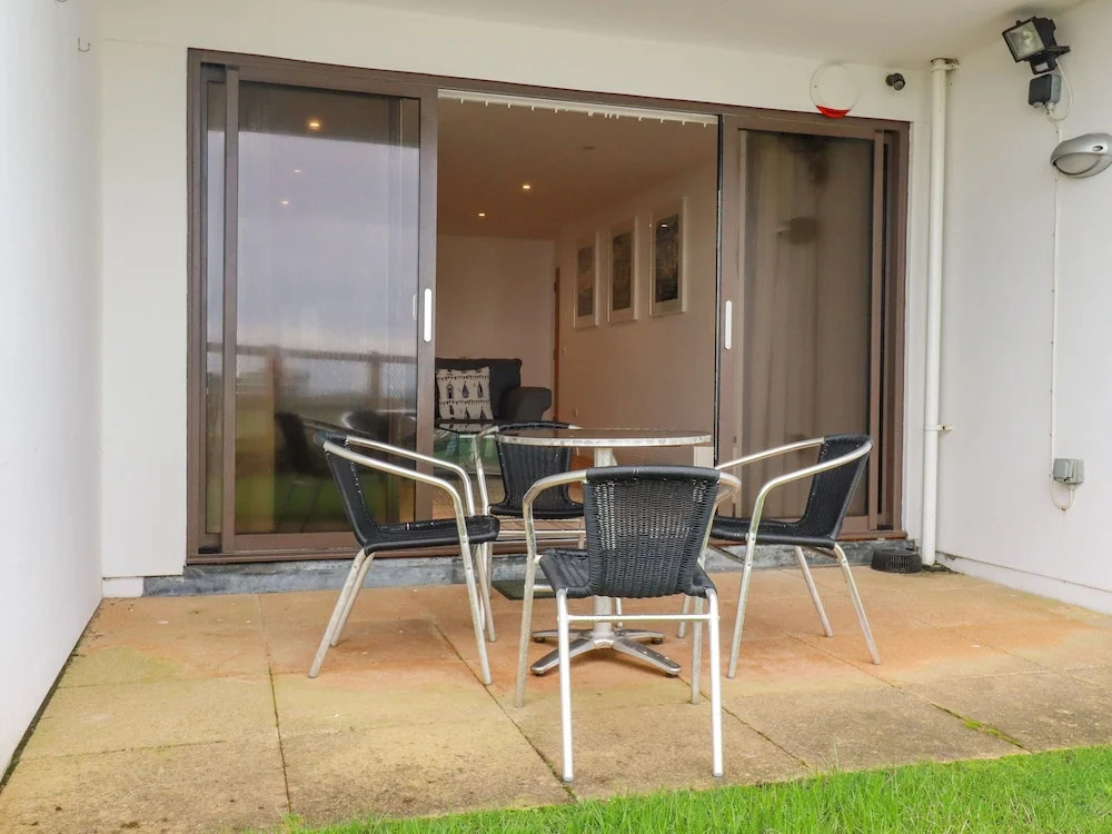 47 Bredon Court
