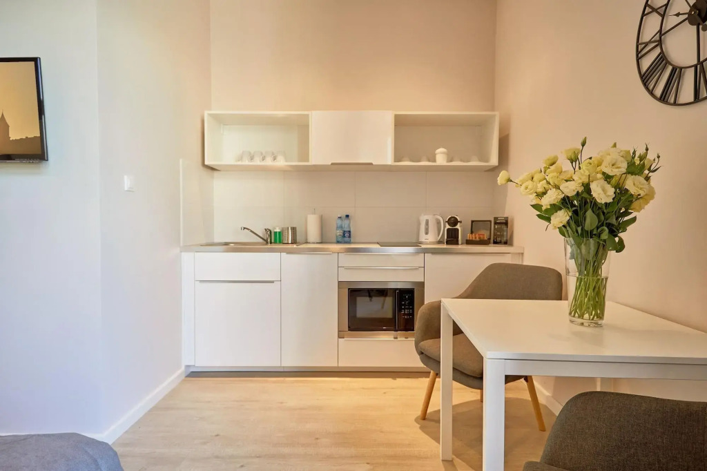FLORIANSKA 32 by PI Apartments