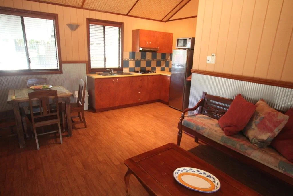 Ivanhoe Village Caravan Resort