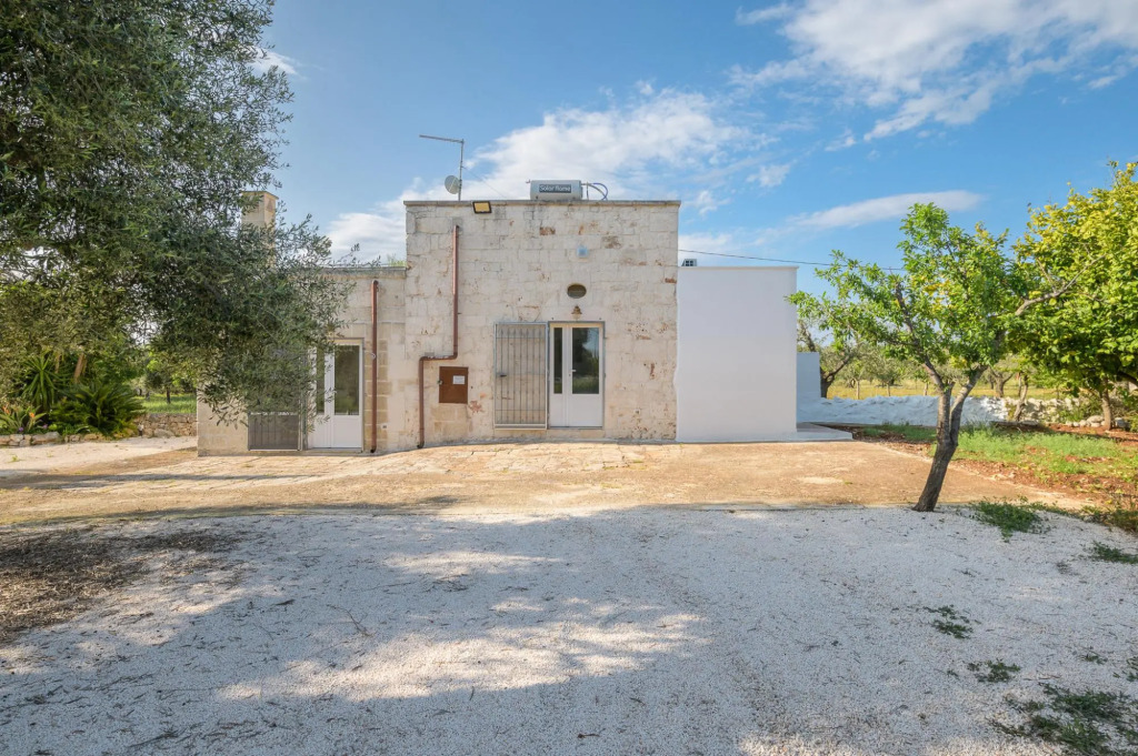 Country House among the olive trees