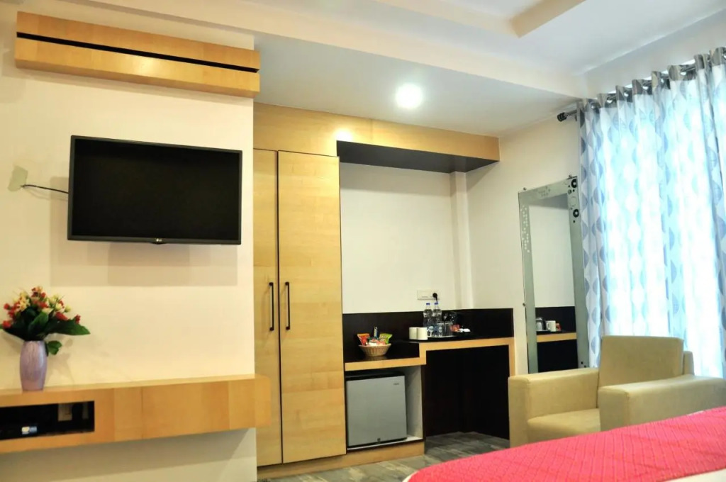 Hotel SGT Plaza