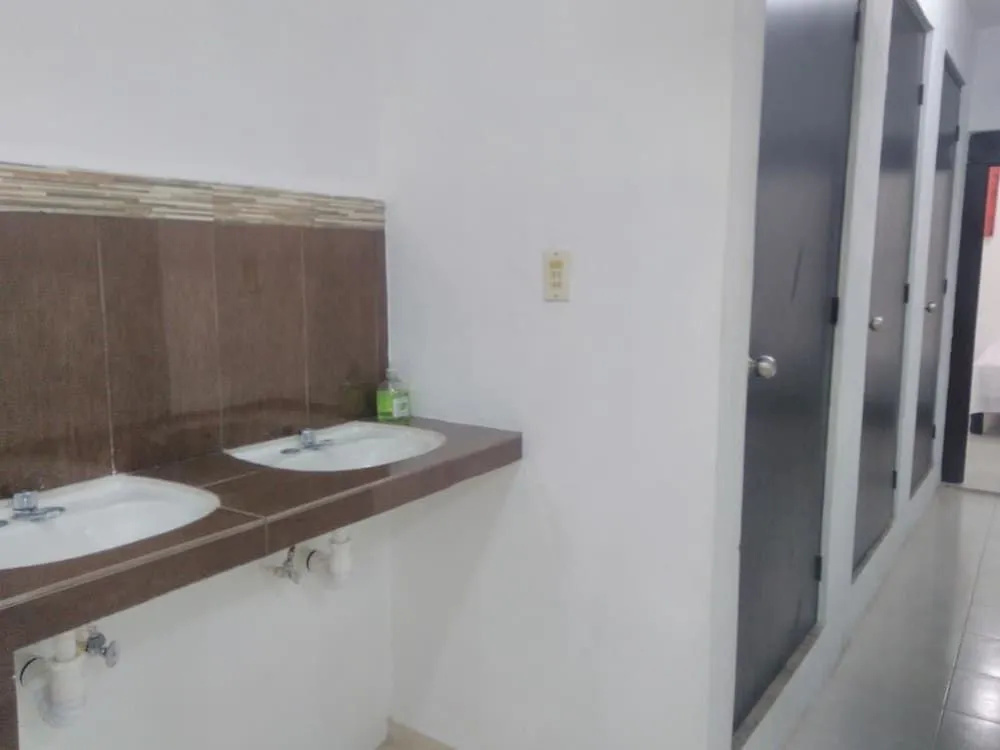 Hostal Frida - Adults Only