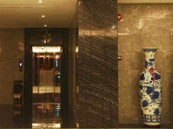 Wan Li Hong Grand Hotel