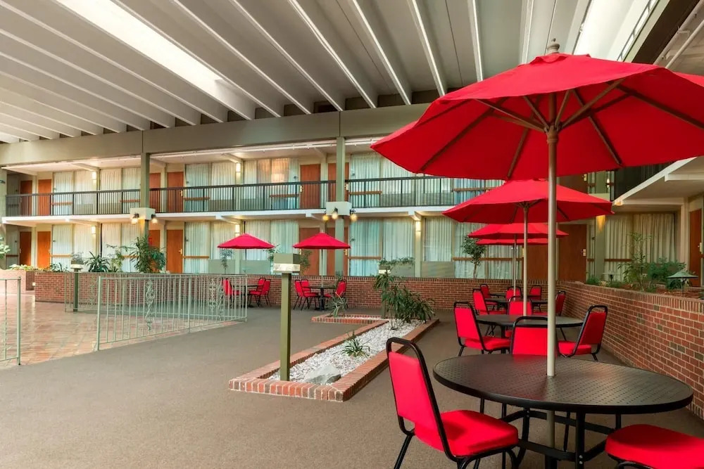 Park Inn by Radisson Indiana