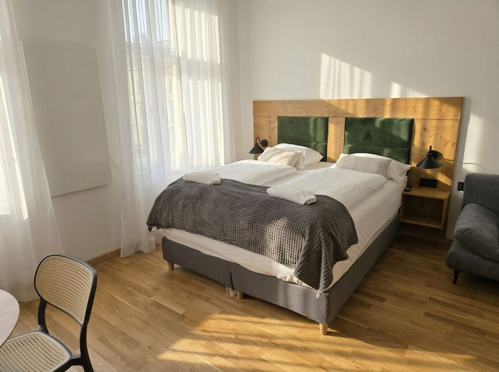 6 Min to Stadthalle Cozy 1BR Long Stay