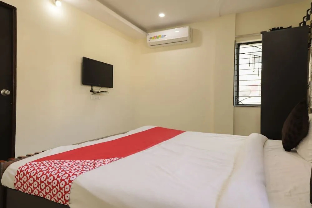 OYO 28089 Uk Service Apartment