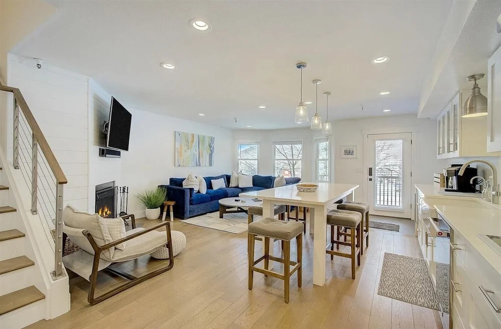 Powder Ridge Skier's Retreat by Avantstay Large Modern Home Close to Park City Resort w/ Views