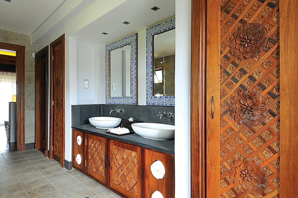Sankhara Luxury Private Beach Villas