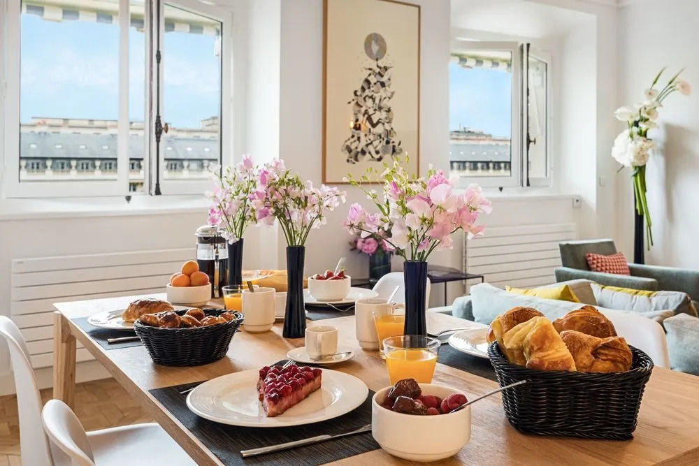 Palais Nouveau - Two Bedroom Condo