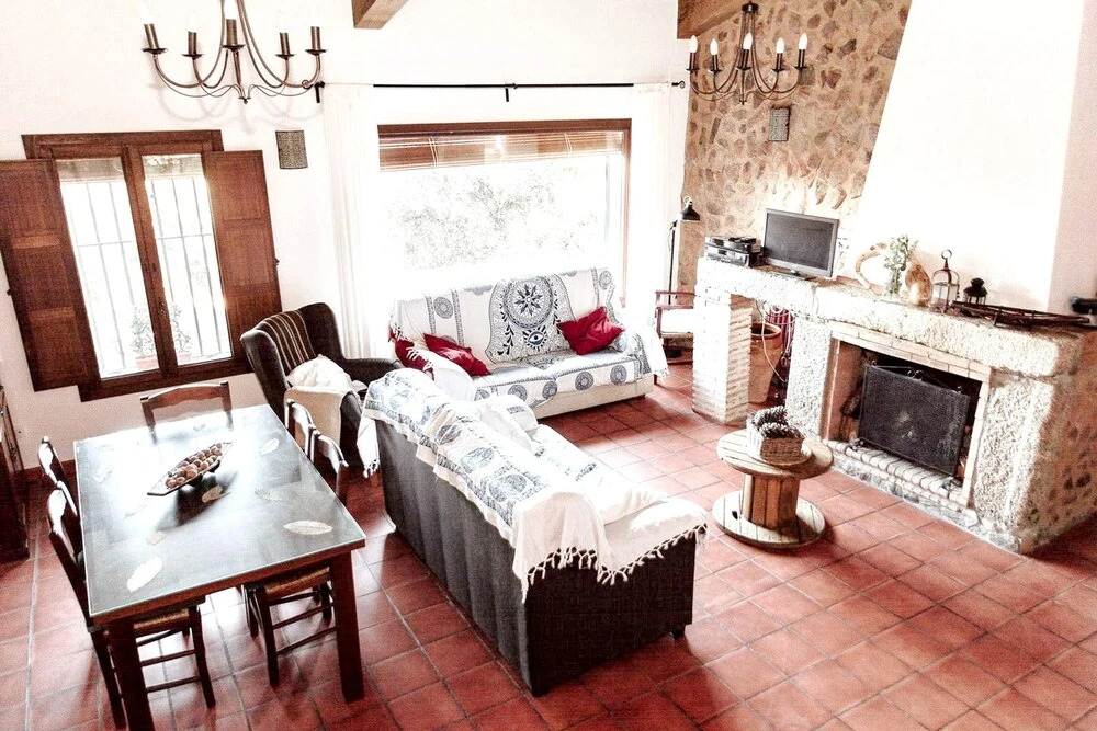 Villa With 3 Bedrooms in Monesterio, With Wonderful Mountain View, Private Pool, Enclosed Garden