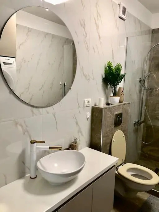 New modern apart near Center at Vivalia grand v9